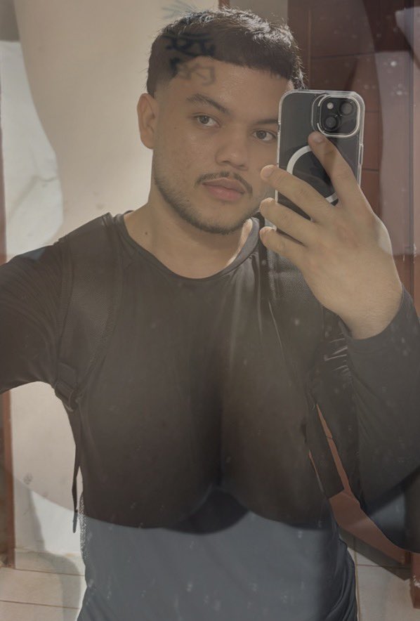 AngelFerrari007's tweet photo. Dá tempo ainda ?? https://t.co/YRd3oGjs9W