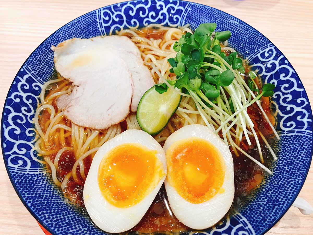 3km_NET's tweet photo. 本日のＤＩＮＮＥＲＳ－ＥＰ

天下一品のすだち香るあっさり冷やし麺 https://t.co/4mLZy1huPU