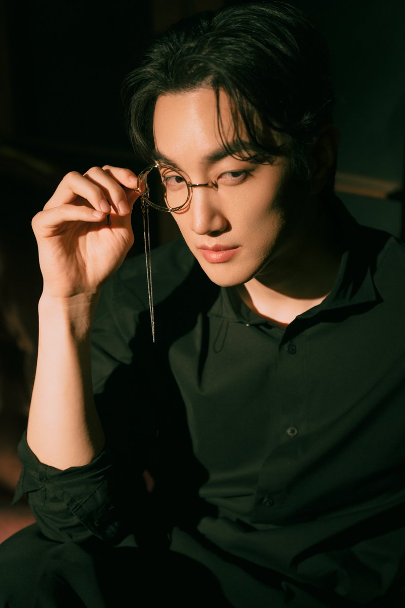 _kkwak_'s tweet photo. 2026 김태오 배우님 프로필 서포트

𝙲𝚘𝚗𝚌𝚎𝚙𝚝 𝟹-𝟷 ✧ 𝚃𝚑𝚎 𝙳𝚎𝚝𝚎𝚌𝚝𝚒𝚟𝚎 

Photo by 스튜디오찬란 @studiochallan
┈┈┈┈┈┈┈┈┈┈┈┈┈┈┈┈
✧ 공개된 사진은 상업적 이용 및 2차 가공을 제외하고 자유롭게 사용 가능합니다 https://t.co/twnxe7itYB