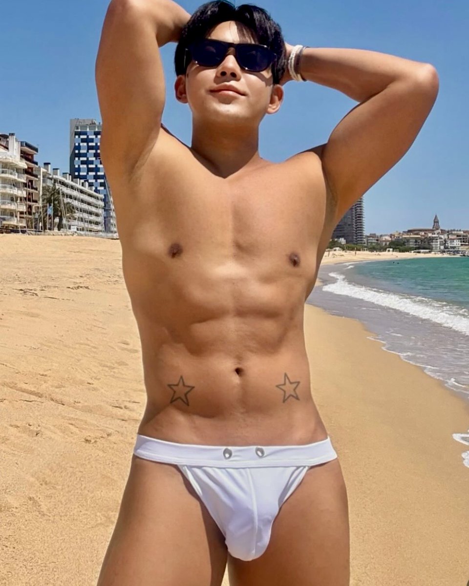 Baethology's tweet photo. IG : https://t.co/DaNl8JgzOZ
FB : https://t.co/N27bQuQt26
📸 IG/X: Ceejay Bumanglag
#pinoy #sexypinoy #pinoybae #pinoymodel #model #malemodel #pinoymodel #pogi #bae #baeph #hotpinoy #underwear #cutepinoy #filipino #shirtless #gwapongpinoy #gwapo #handsome #sexymale #cuteguys https://t.co/6DrrVNyT3d
