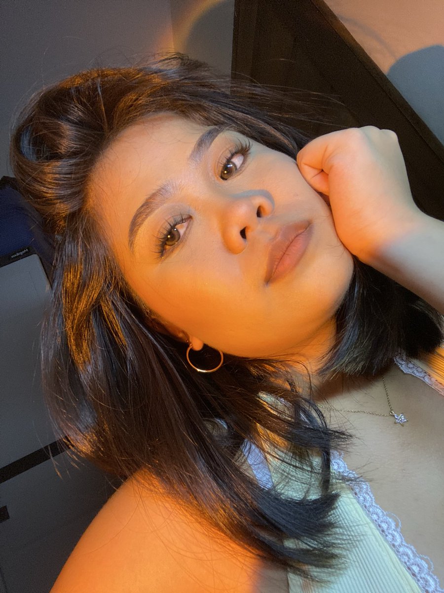 rshnvlsk's tweet photo. 💁🏼‍♀️💁🏼‍♀️ https://t.co/aXyMYK3nNw