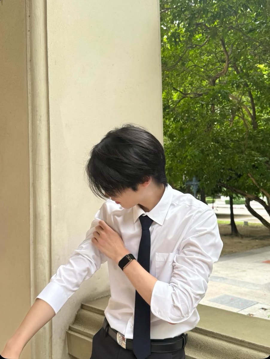 bbabesora's tweet photo. หนุ่มจุฬาคนนี้ใครคะ   หล่อมากอ่ะะะะ อ่ยยยโตไวจังเลยจิ๋ว นิสิตปี1รั้วชมพู รายงานตัวค้าบ🩷

#PEEMTANAT https://t.co/4sivRQIULm
