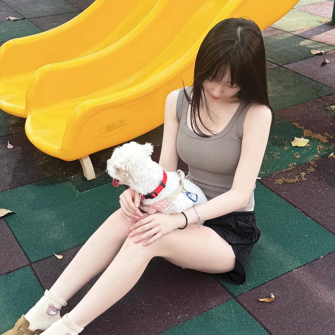 i_jou96582's tweet photo. 遛狗就是穿睡衣 沒有別選項 https://t.co/mnPxYf6Nn2
