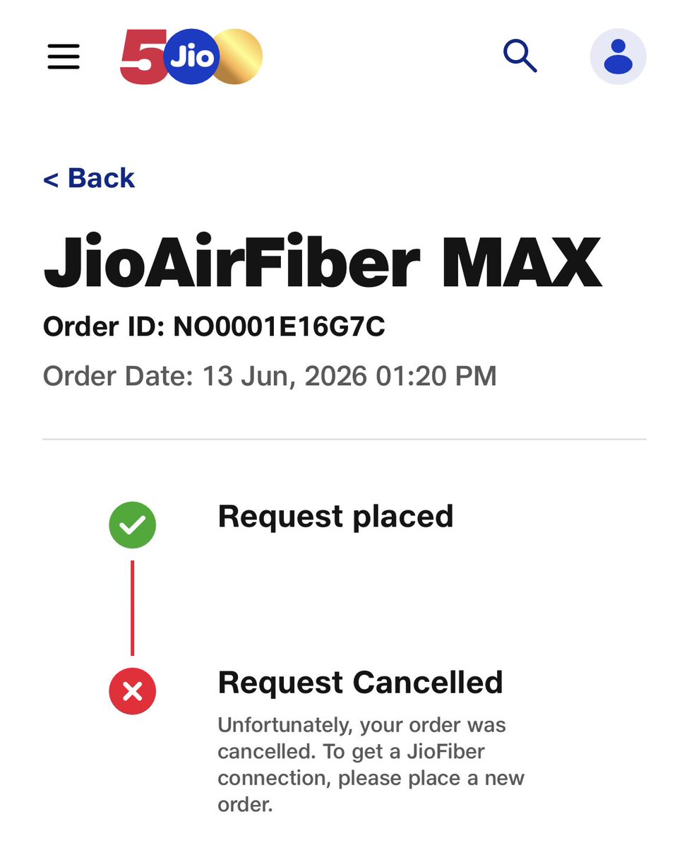 mikacha_oru's tweet photo. @JioCare @reliancejio How many more business days is sufficient for me to get the refund @reliancejio @JioCare https://t.co/fItBsfWTNL
