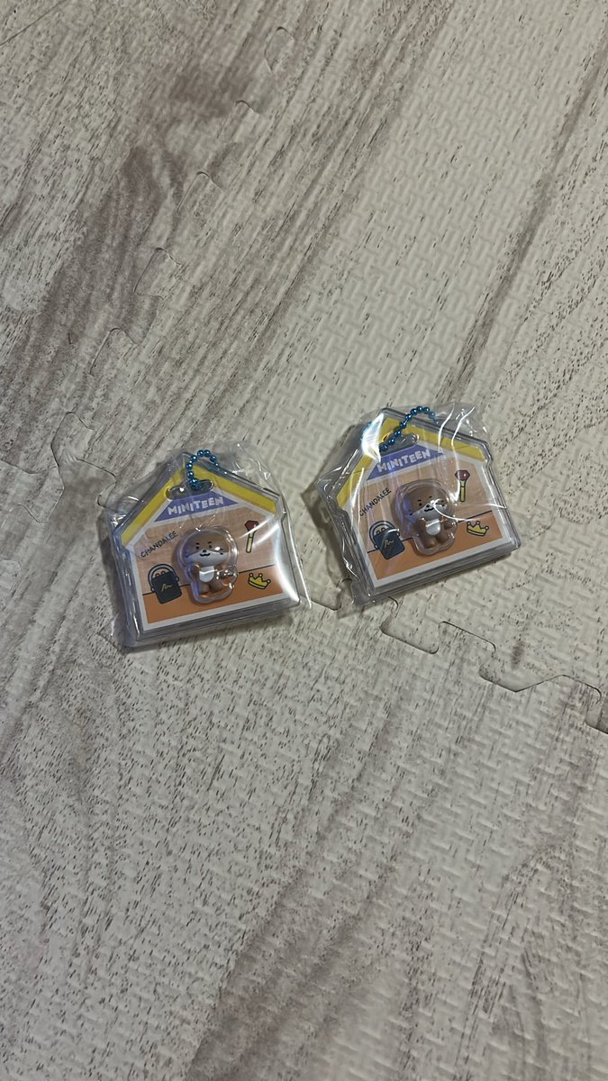 Oj9aT's tweet photo. SEVENTEEN セブチ MINITEEN ミニティーン パッケージチャーム グミ 交換

【譲】ディノ

【求】 エスクプス ジュン ホシ ウジ ミンギュ スングァン

郵送希望です📮
DM、リプお願いします🙇‍♀️ https://t.co/HuSqXOcios