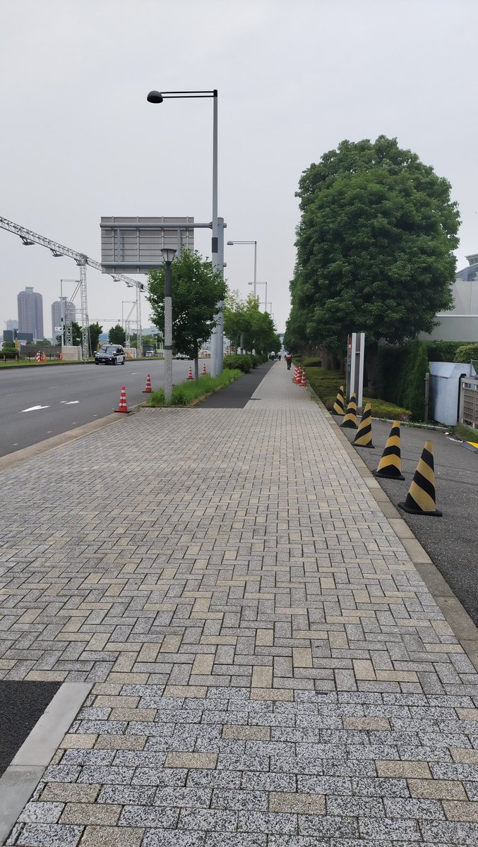 mine_mno's tweet photo. ビックサイトからライコに歩いていくやつ https://t.co/hscCbIHqCk