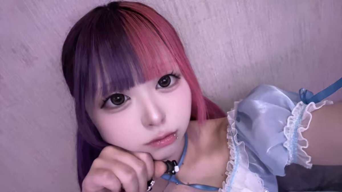 abyss_onp0's tweet photo. ♪おきゅいん♪

雨でほんとうにテンションが低いです。
生き延びる手段を考えないと。

 #コンカフェ  #仙台  #自撮り界隈  #国分町 https://t.co/zuttX9z1kN