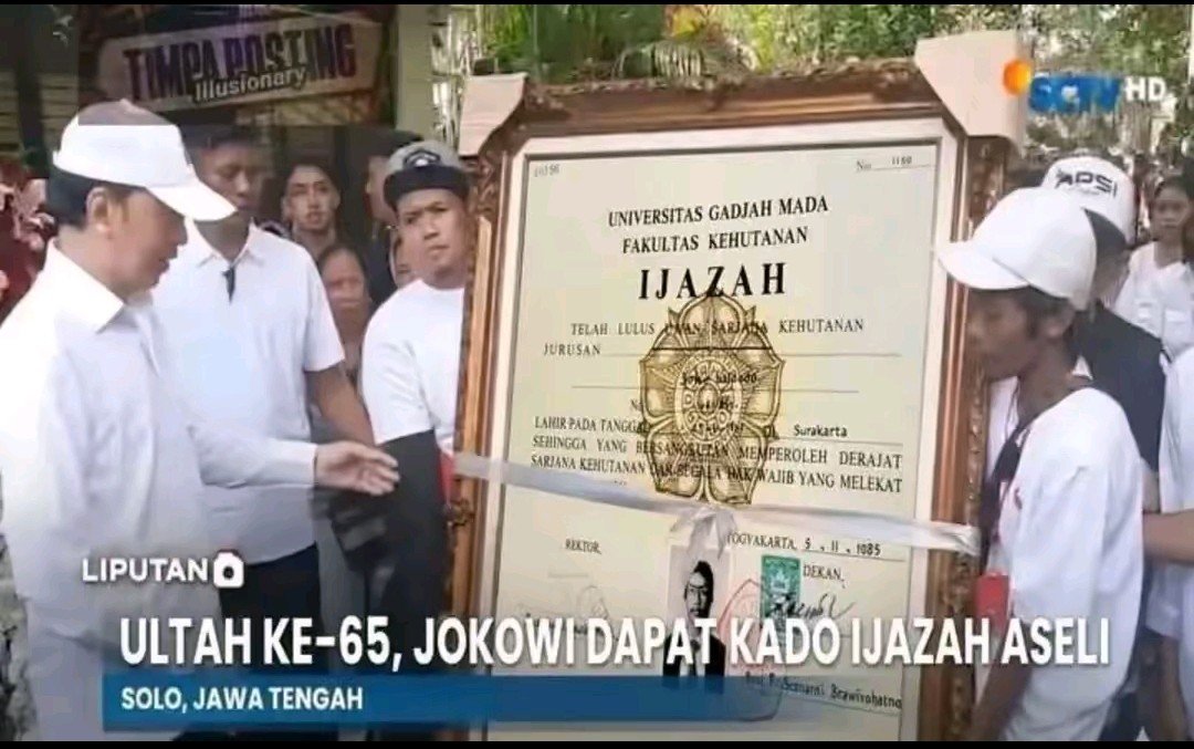 haloopulici's tweet photo. akhirnya ijazah asli beliau ditunjukan di ruang publik😭 https://t.co/q4jjC49kk9