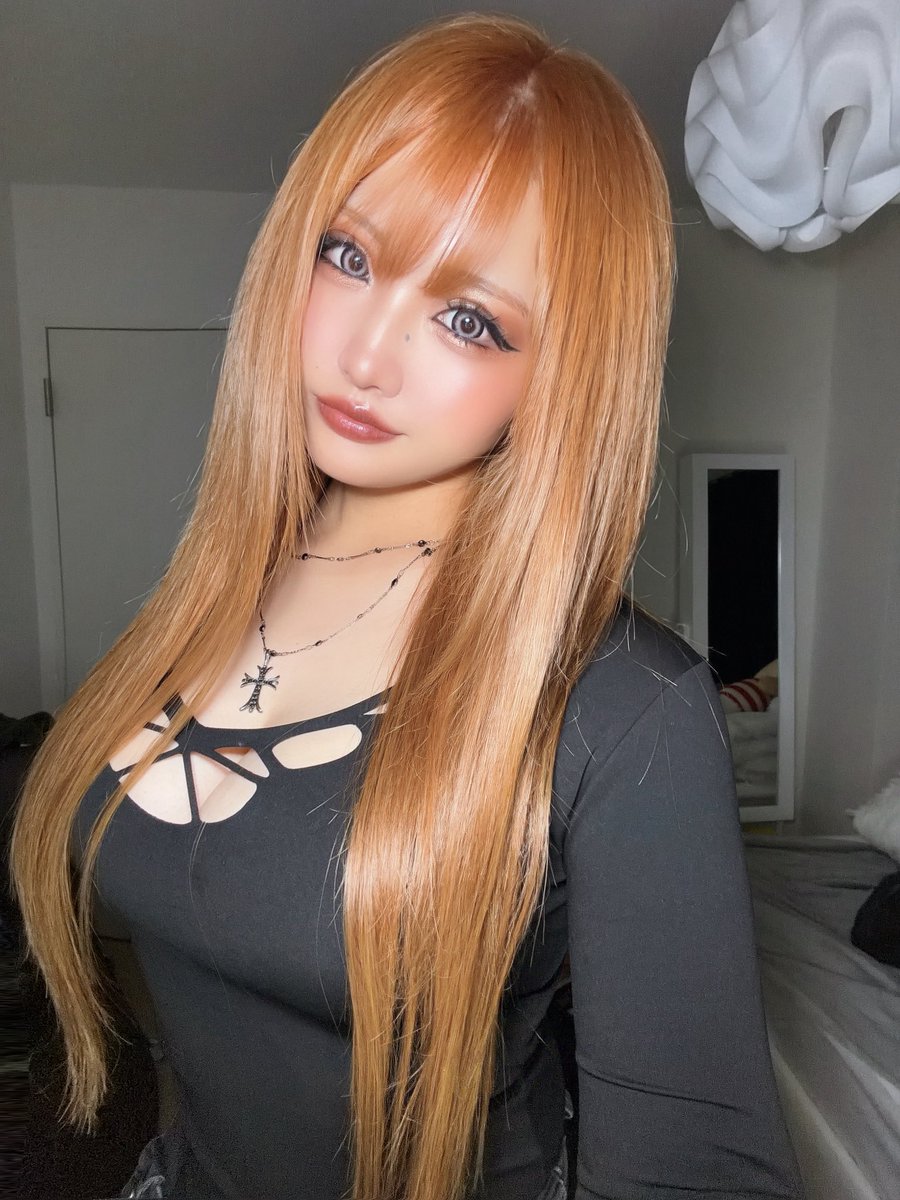 Mzk__71's tweet photo. 好きでしょこーゆーギャル https://t.co/h66C2gTTzL