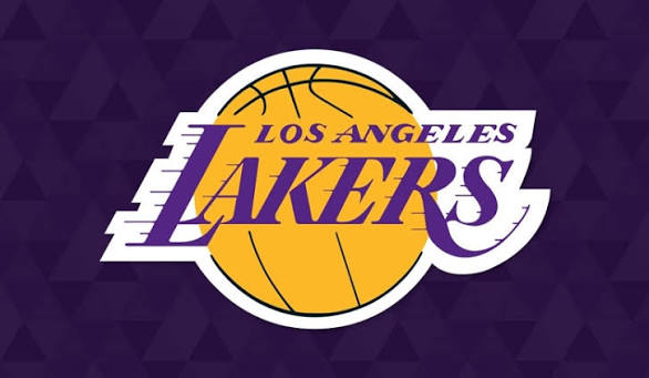 TypeMoonBase's tweet photo. Arcueid has joined the Lakers https://t.co/Vx2BYbGgI9