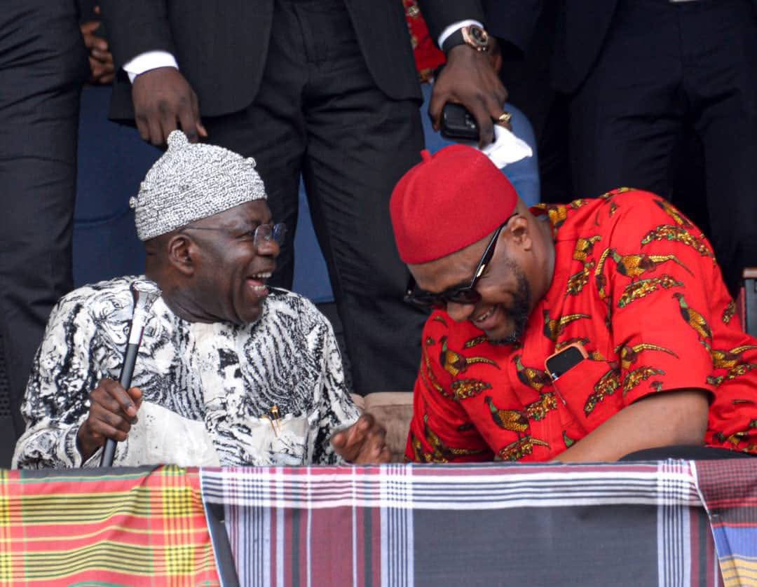 Richestcy's tweet photo. My Principal @ChimaAnyaso and His Principal Governor Alex Otti.

Two great minds sharing a great moment 😄
When leaders laugh together, you just know something positive is cooking behind the scenes.

#RichestEke
Abia State 🇳🇬 https://t.co/QNOd81J7rf