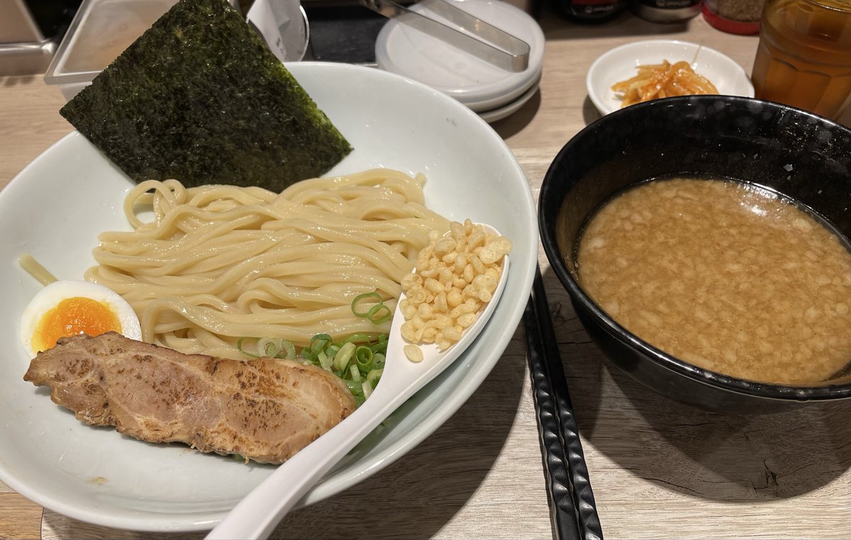 initial_takashi's tweet photo. 一風堂でつけ麺😋 https://t.co/Up5XuAmKgW