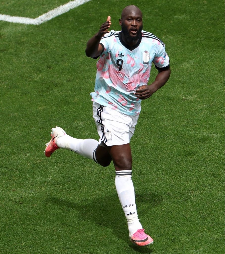 UTDKobi's tweet photo. Lukaku has a bigger legacy for Belgium than Eden Hazard. https://t.co/IDhsHzUg34