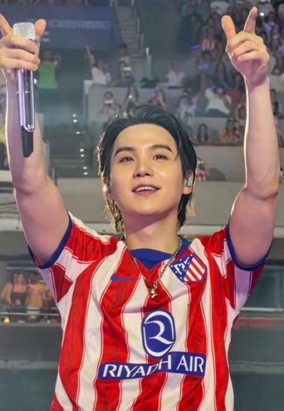 dollslute's tweet photo. spain yoongi i'll never forget you . https://t.co/vDs3uxGskC