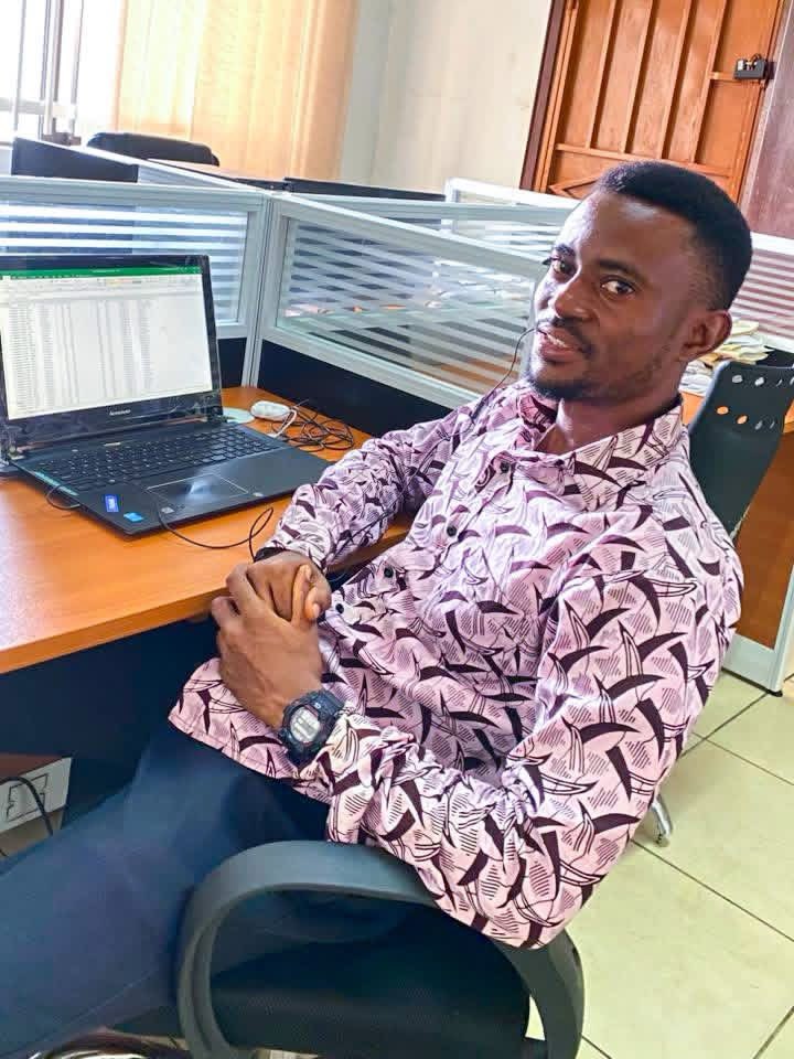 ccDrizzOfficial's tweet photo. One month in with #BeTechified, and the confidence is building! 📈 Currently working on my first-ever #AnalyticReport. Transforming raw, unprocessed #data into well-organized reports, drawing actionable insights and recommendations that deliver meaningful impact. #sierraleone https://t.co/PMsBF1zEGJ