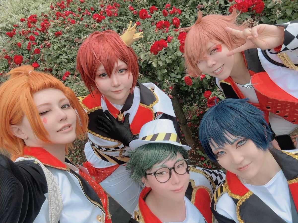 sub_3kcY's tweet photo. ⚠️cosplay⚠️
twst♦️

ほらほら、みんな笑ってー？

🌹@zuzu_cosp 
♣️@kei025tanpopo 
❤️@rs_bly 
♠️@tomato_cs911 

#twstコスプレ https://t.co/2YFVT6ZA8z