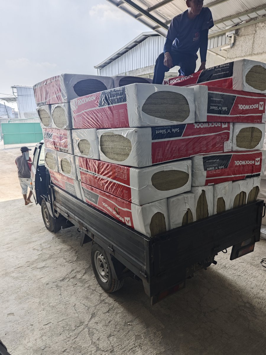 LibertonCv's tweet photo. ROCKWOOL Safe'n'Silent kembali dipersiapkan untuk kebutuhan proyek pelanggan. Material insulasi yang banyak digunakan sistem HVAC, bangunan komersial, dan industri membantu meningkatkan performa insulasi panas dan akustik.
🌐 https://t.co/UoZzrXuNP0
#Rockwool #Insulation #HVAC https://t.co/PWhLwcZyfa
