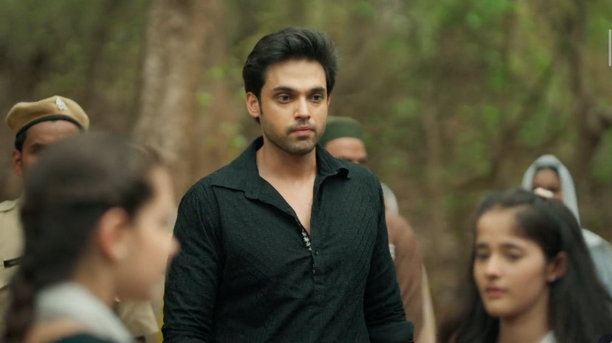 Creation_adda8's tweet photo. He is looking Damnn hot 😭🔥

#seherhonekohai #parthsamthaan https://t.co/lQYf4DzExH