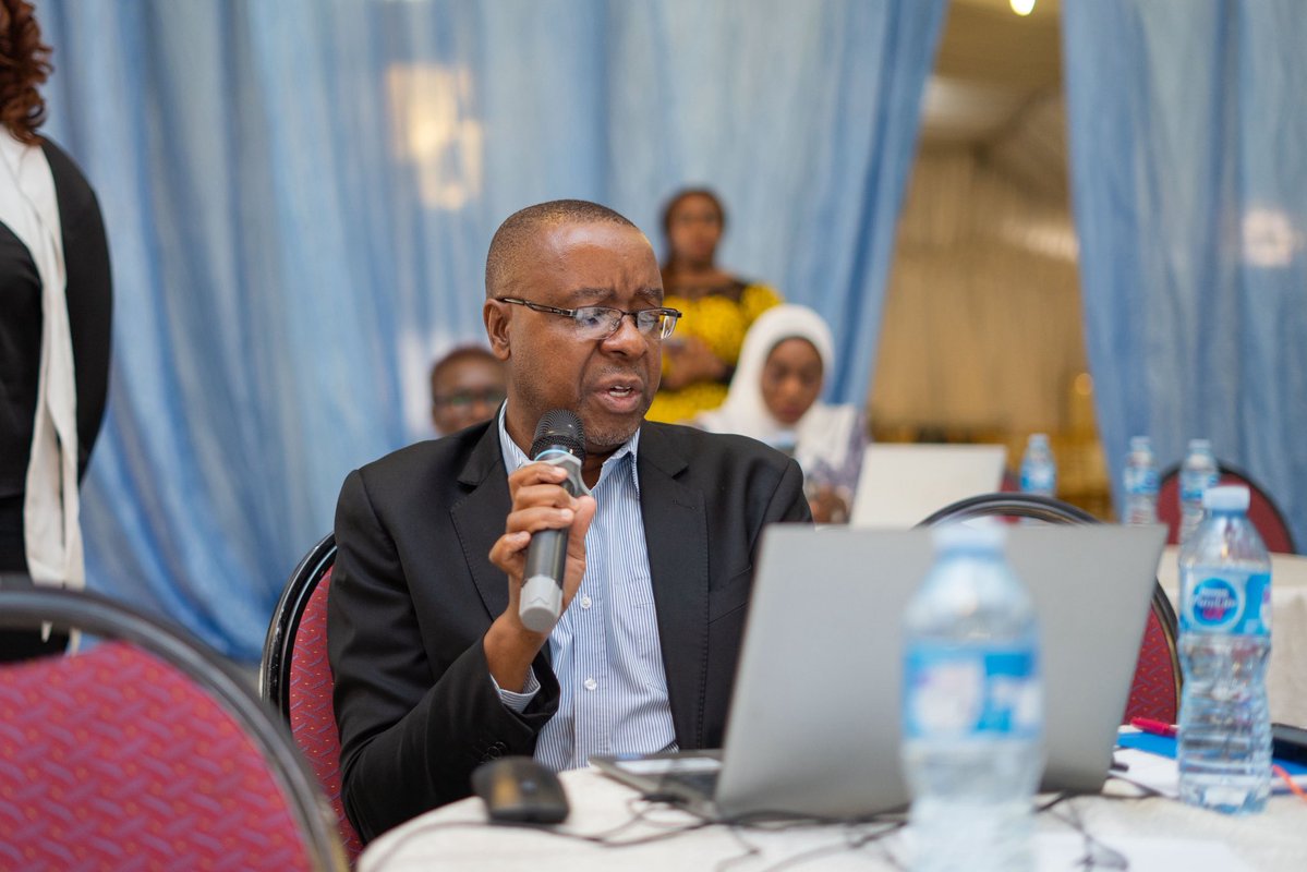 datharm_org's tweet photo. The workshop brought together key government and development partners, including the Federal Ministry of Health and Social Welfare, SWAp Office, CHAI, UNFPA, GIZ, WHO, the World Bank, and FCDO, to strengthen each stakeholder’s understanding of the RMET/NRC platform.

2/ https://t.co/uvoKSvnlFT
