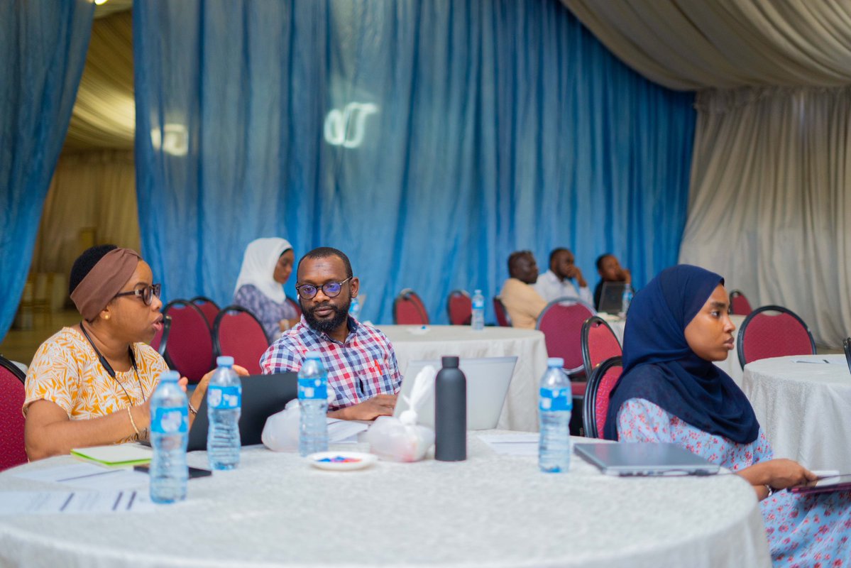 datharm_org's tweet photo. The workshop brought together key government and development partners, including the Federal Ministry of Health and Social Welfare, SWAp Office, CHAI, UNFPA, GIZ, WHO, the World Bank, and FCDO, to strengthen each stakeholder’s understanding of the RMET/NRC platform.

2/ https://t.co/uvoKSvnlFT