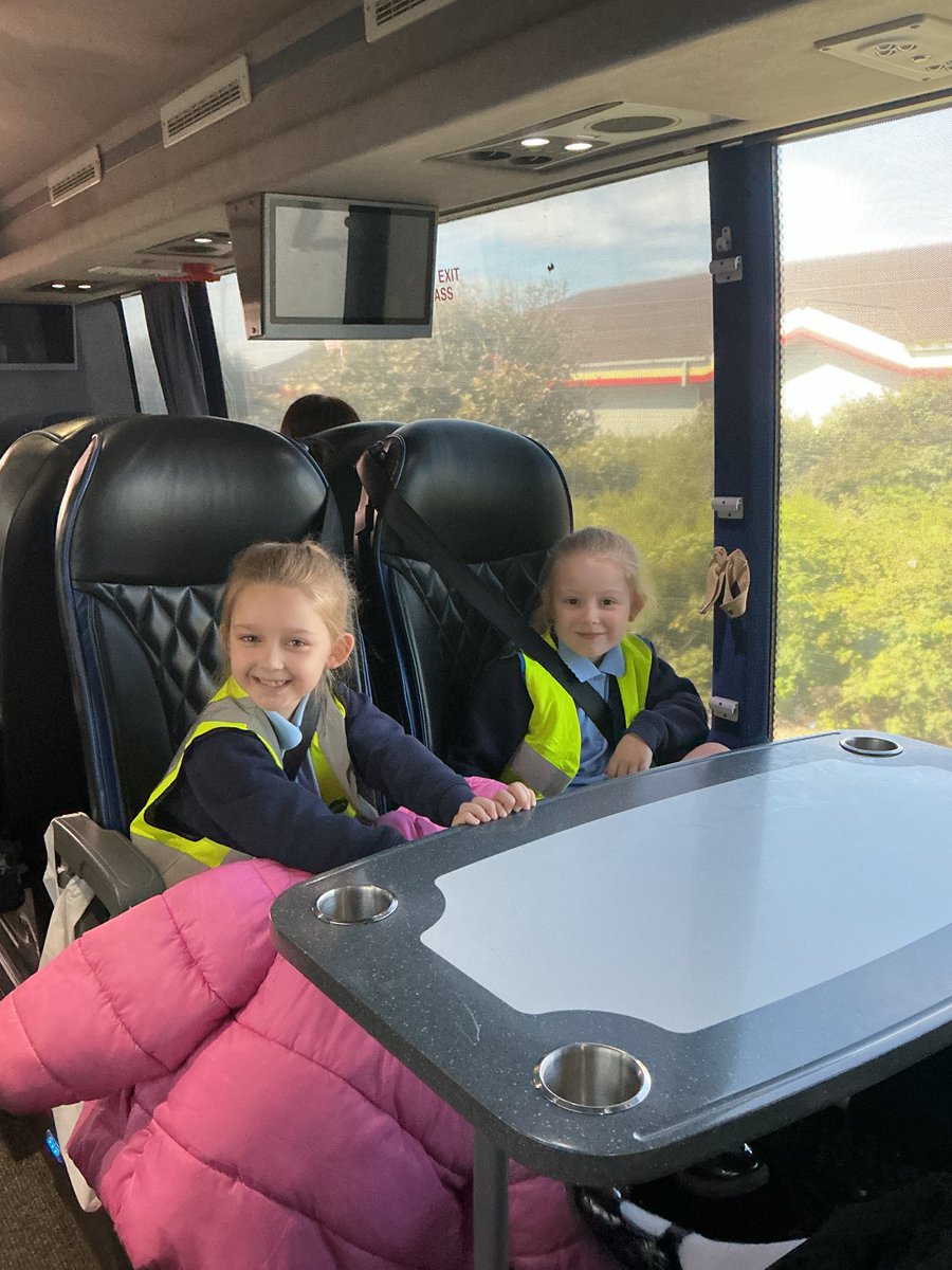 StPetersYear1's tweet photo. Year 1 were so excited to be going to Blackpool Sea Life! 😁@StPetersAshton https://t.co/nTPTHtJIsm