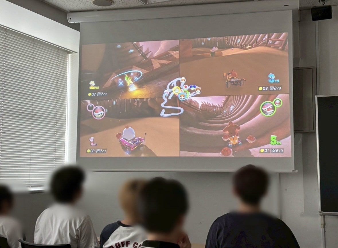 Project_T_104's tweet photo. 【5月新歓報告📢】
5/31(日)にボードゲーム新歓を行いました！

最後にはチームでマリオカート対決をし、中々白熱した試合になりました！

PTの新歓はすでに終了していますが、入会は一年中受け付けているので、入会希望の方はぜひDMお待ちしています✨📩
#新歓 #東洋大学 https://t.co/oJXFmEEOEs