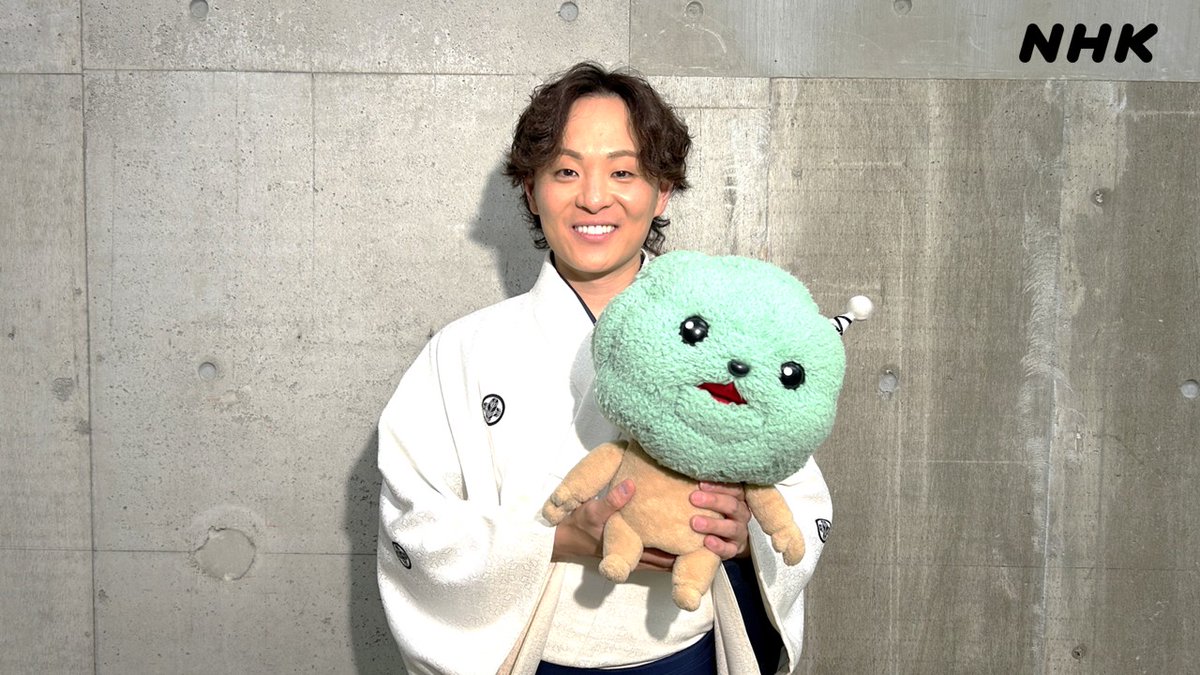 nhk_aomori_pr's tweet photo. ／
３週連続放送！
出会いは！みんようび　青森スペシャル🍎
＼

1回目  ゲストは ＃王林 さん🍏
7/3(金)午前11:25～NHK FM（全国）
＊NHK ONEらじる★らじるで１週間聴き逃し配信

公開収録の舞台裏も7/6(月)まで
見逃し配信中👇
https://t.co/XjUGq7QWB4

#森口博子 さん #浅野祥 さんと、シャモリ📷 https://t.co/svvsAuWF8G