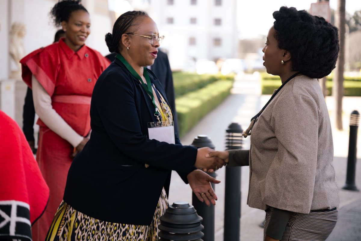 VuyiswaRamokgop's tweet photo. A big day for Gauteng’s farmers and agro-processors as we host the 2026 Gauteng AgroProcessing Convention and Expo.

Now in its second edition, this convention continues to bring together industry leaders to build partnerships, exchange ideas, and shape the future of agro-processing in Gauteng.

#NewLeadersAtWork #GrowingGautengTogether #AgroProcessing2026