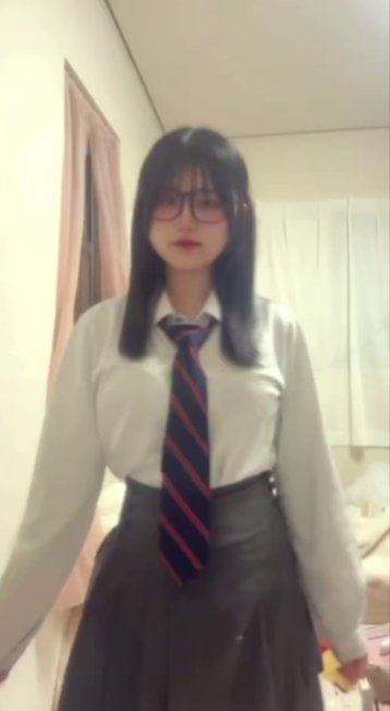 ugxyk25692yz's tweet photo. 二人きりの時間、もう抑えきれないかも…

https://t.co/rEcPOSRijW https://t.co/EOo3YX52lk