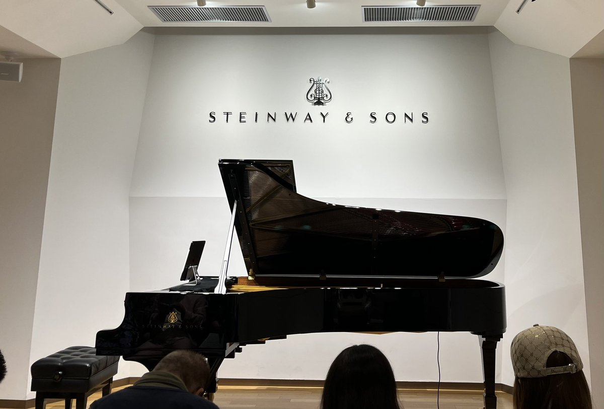 dore_mi35's tweet photo. 🎹🌹🖼 https://t.co/1Hf1cXlX8M