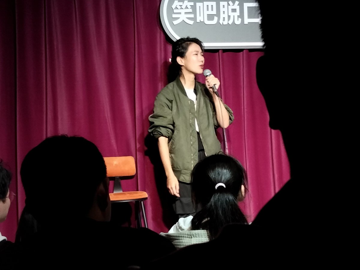 blazed972's tweet photo. Just stepped off stage and my throat’s sore from laughing with you all—turns out “adulting” is just everyone pretending they know how to fold a fitted sheet.  Who’s got the next terrible grown-up hack https://t.co/k7V7WtxUWf