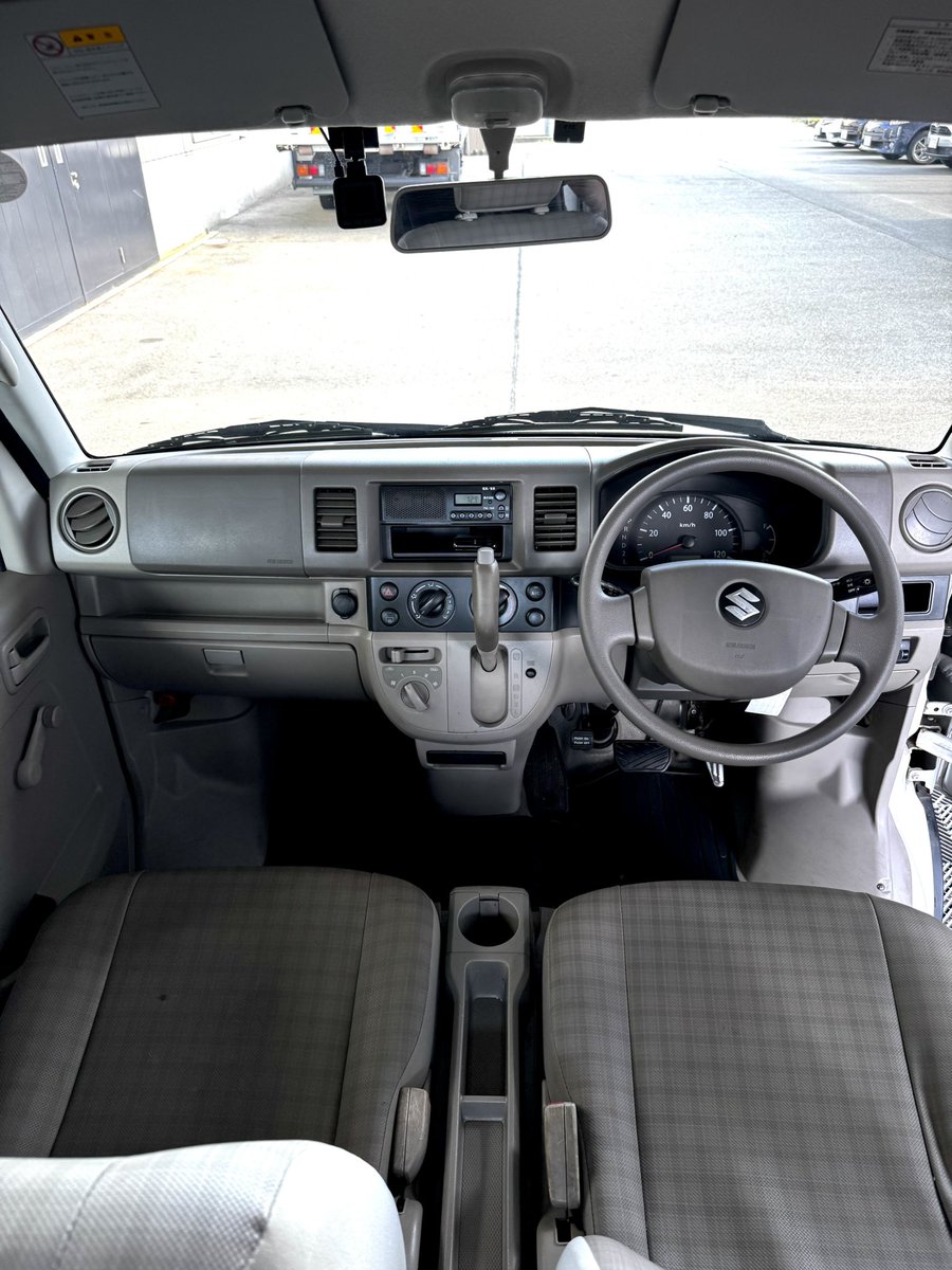 DKawanoll's tweet photo. スズキ エブリィ　PA 4WD ハイルーフ
年式　　H26年式
走行距離112.500km
車検R9年3月まで

ETC、ドライブレコーダー装着済み！

軽貨物始めたい方におすすめ！！

X 特別プライス　28万円！！

点検、清掃、オイル交換、ガソリン満タンで、ご納車させて頂きます！★追加費用は発生致しません！ https://t.co/Xe7hpbzG68