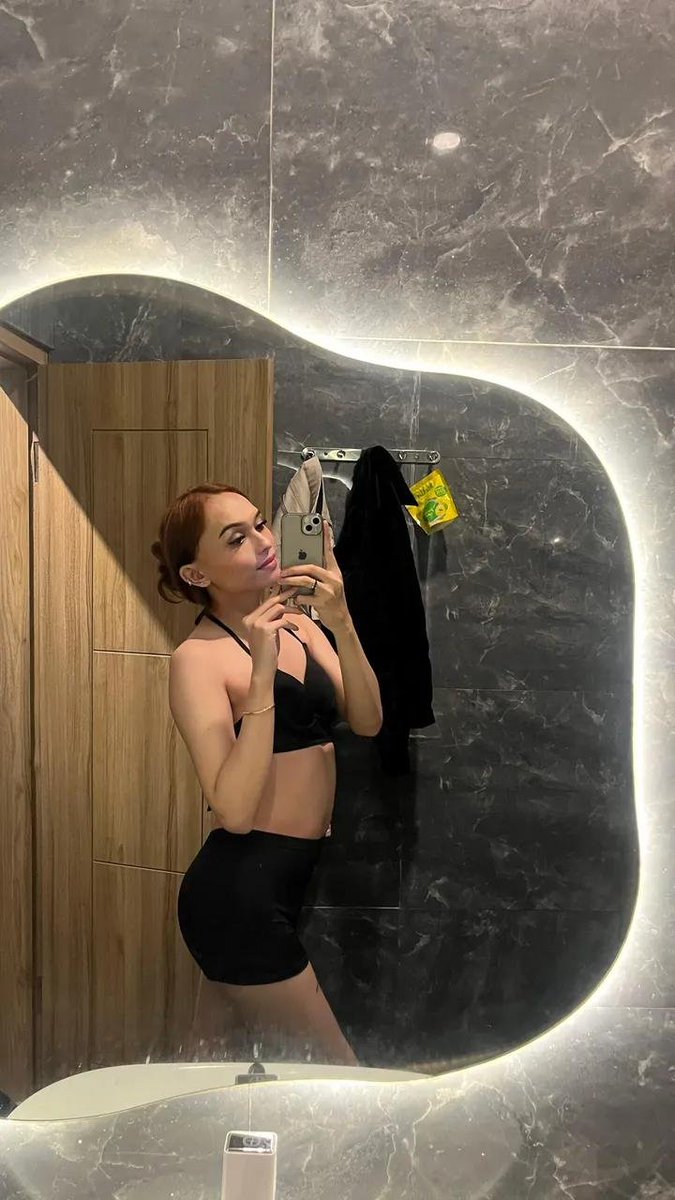 greisshell9i's tweet photo. Ready bo or vcs 💋

Tele : https://t.co/Szdx0BBJpe
Line : d23mmk
#shemale #shemalebandung #shemalejakarta #shemalehijab https://t.co/3g71yrvEFR