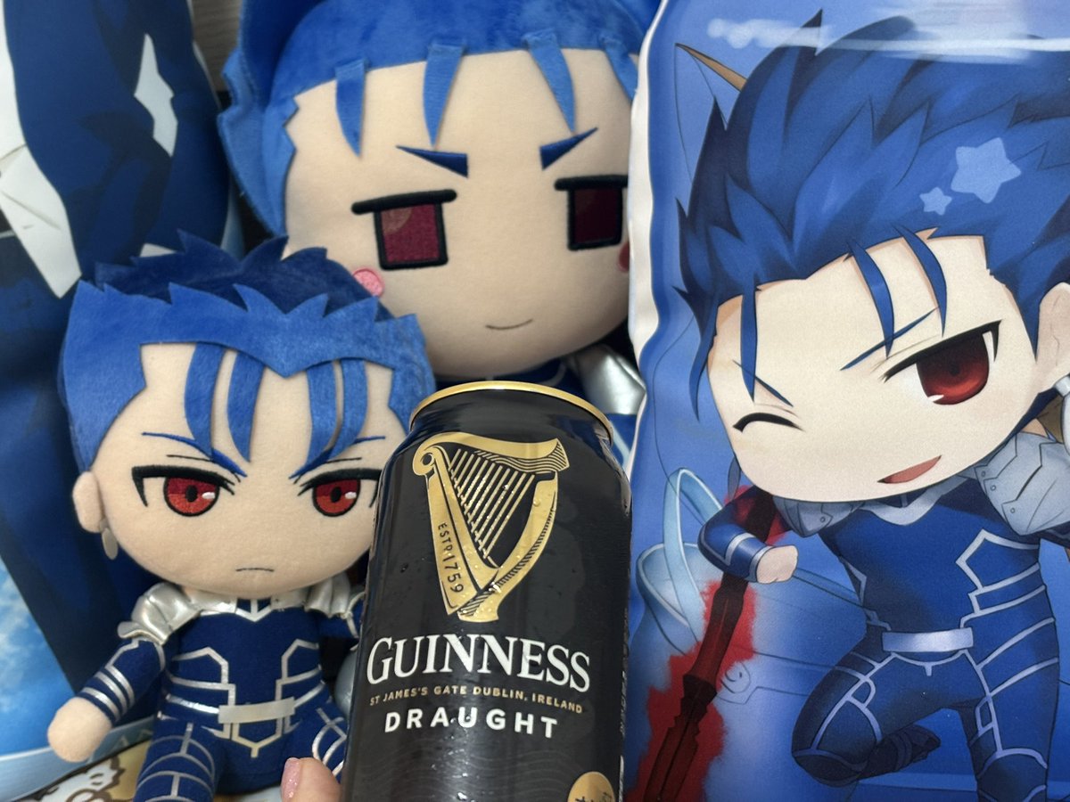puddingcess23's tweet photo. 初ギネスビールだよおおお💙💙💙アイルランド💙💙💙 https://t.co/LBeteh1LsJ