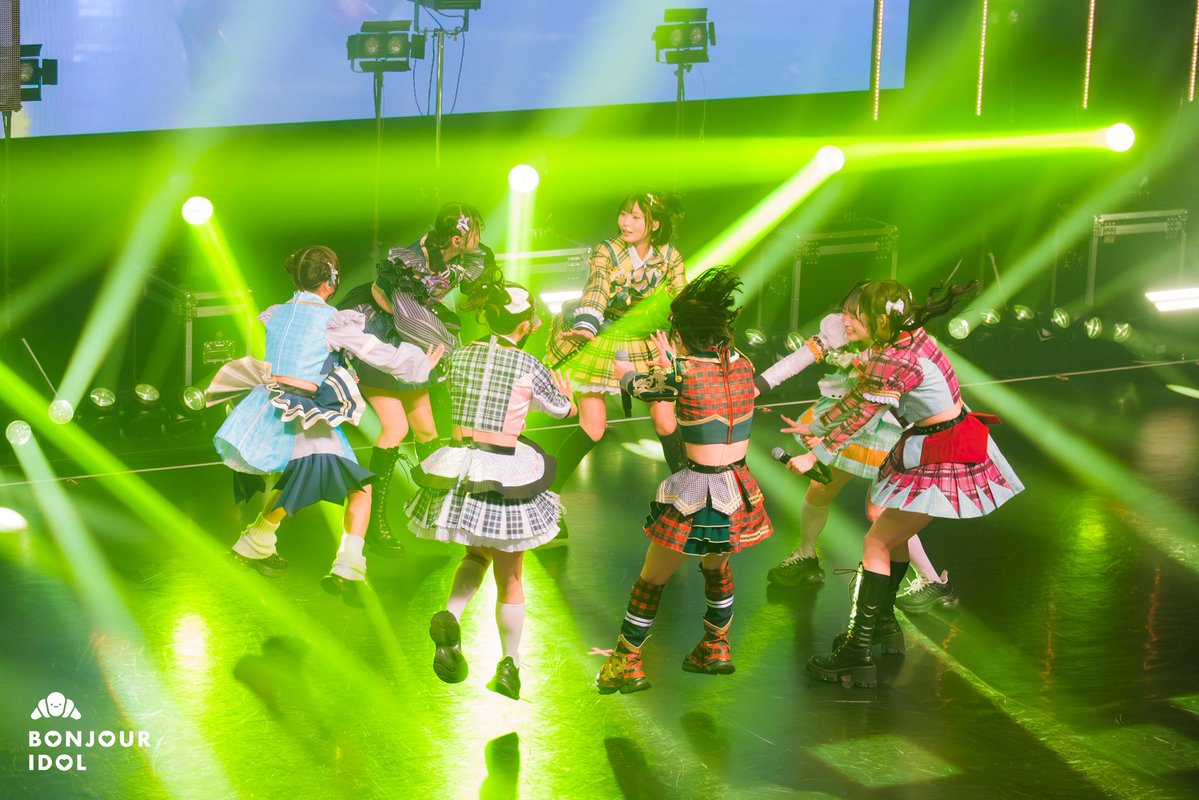 bonjour_idol's tweet photo. 【PHOTOS PREVIEW 1/4】

UtaGe! held their one-man live on June 22nd, and here is a sneak peek at some of our photos! Our full live-report and photo gallery are coming soon! 📸
6月22日に開催されたUtaGe!のワンマンライブの様子を、写真を交えて一足早くお届けします！詳細なライブレポートと全フォトギャラリーは近日公開予定です。お楽しみに！✨

@info_UtaGe 
#UtaGe #宴 #BonjourIdol