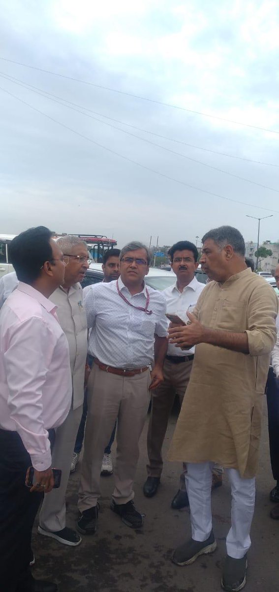 MCD_Delhi's tweet photo. MCD Monsoon Preparedness Under Close Review

Commissioner, MCD Shri Sanjeev Khirwar today conducted an inspection of the Adarsh Nagar Assembly area in Civil Lines Zone, accompanied by the MLA, Ward Councillor, Chief Engineer of PWD, MCD officials, stakeholders, and Heads of Departments.

The inspection focused on assessing on-ground monsoon preparedness and reviewing key civic issues to ensure timely action, effective coordination, and uninterrupted public services during the rainy season.

@LokNiwasDelhi @gupta_rekha @CMODelhi @praveshwahi 

#MCD #MCDCares #Delhi #MonsoonPreparedness #CleanDehi #GreenDelhi