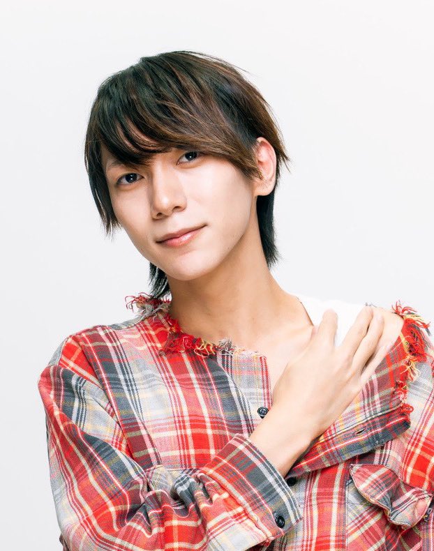 TPB_kimiore's tweet photo. 【3次選考参加メンバー紹介💎】

꙳✧No.4  #秋野成耶
『絶対に誰よりも輝いてみせます！！』

プロフィール📝
元ボーイズアンドメンエリア研究生。
現在は舞台を中心に活動中。
特技はモノマネ 🥸

▼詳しくはコチラ👀
https://t.co/KXY4sgM9g7

#BL #キミが俺の相方になるまで https://t.co/WvW8MH96uI