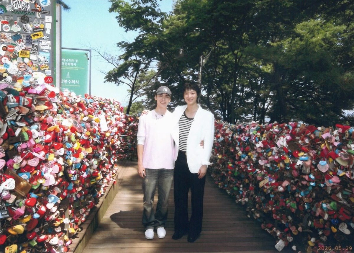 vernonsource's tweet photo. vernon and woodz’ photos by namsan tower 😁📸 https://t.co/Ogc5VMgVIB