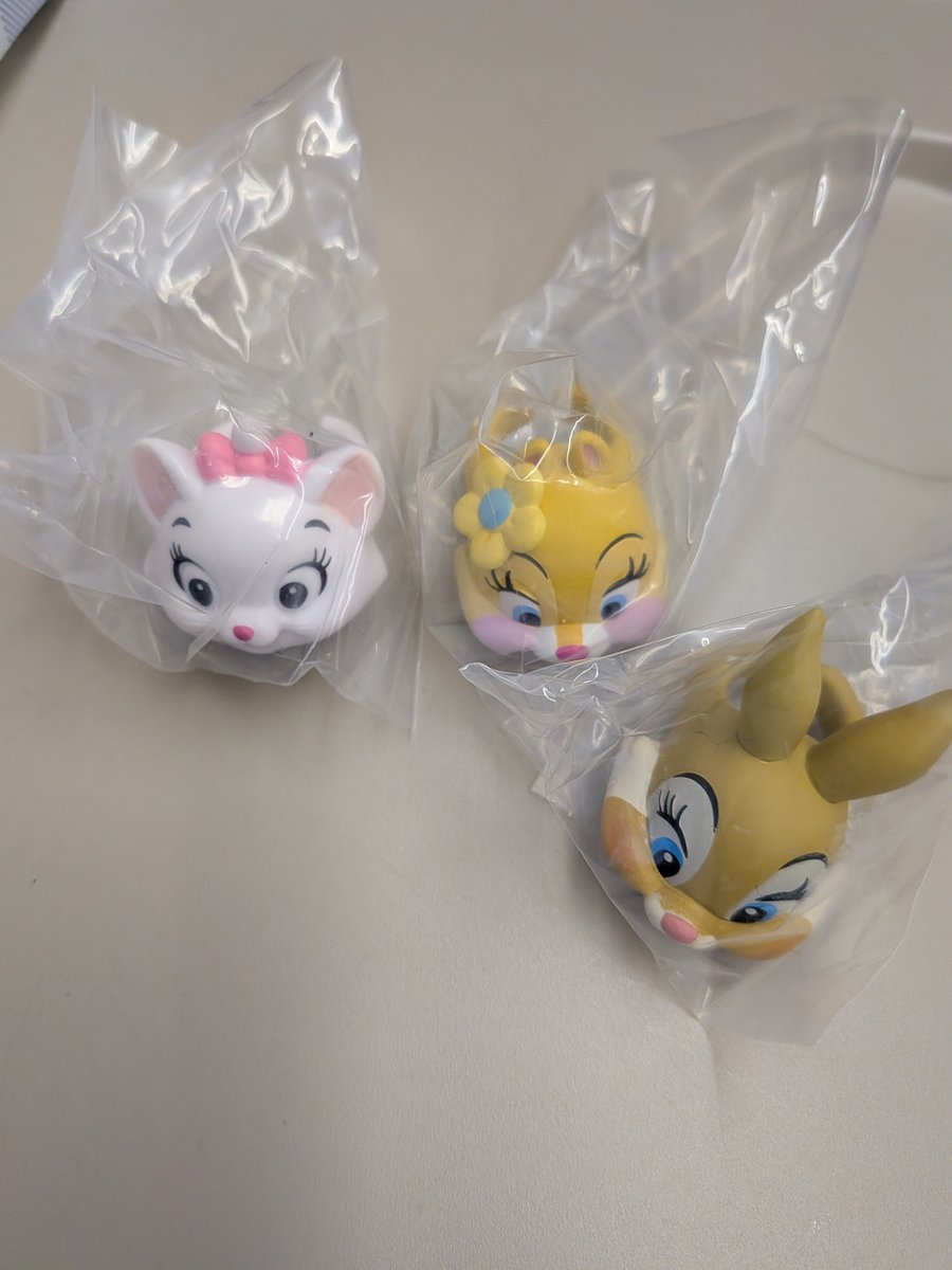 KNT313730's tweet photo. ディズニーキャラクター
ファッションリング
交換希望です。
【譲】マリー
　　　クラリス
　　　ミス・バニー
【求】チップ、デール
よろしくお願いします。 https://t.co/96Ic9gz8Wi