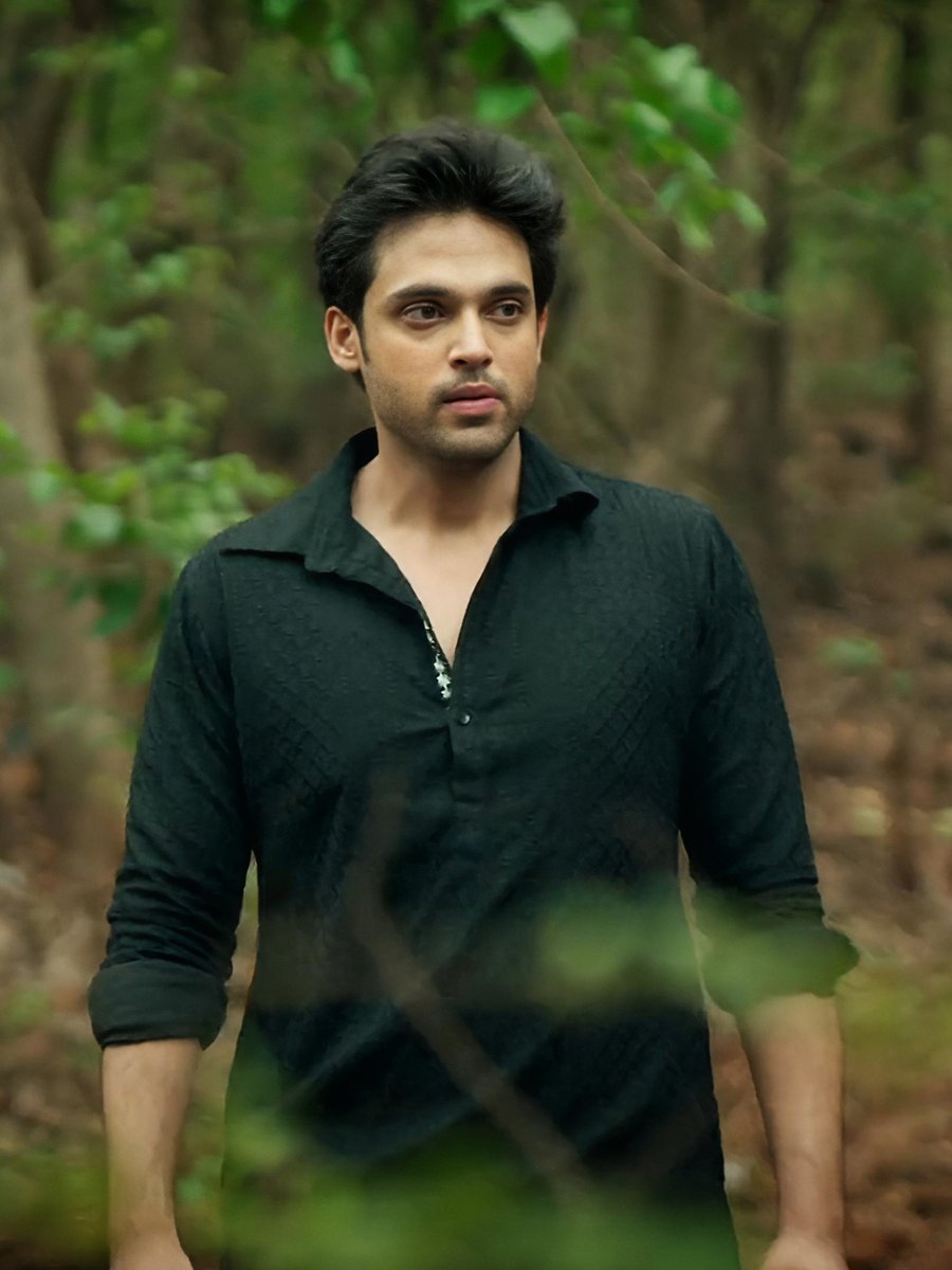 monstrous_kyy's tweet photo. Danmmmmmm Samthaaaaaan 😭😭
#ParthSamthaan #SeherHoneKoHai #MahidNiayzi https://t.co/hsklyLsl1D