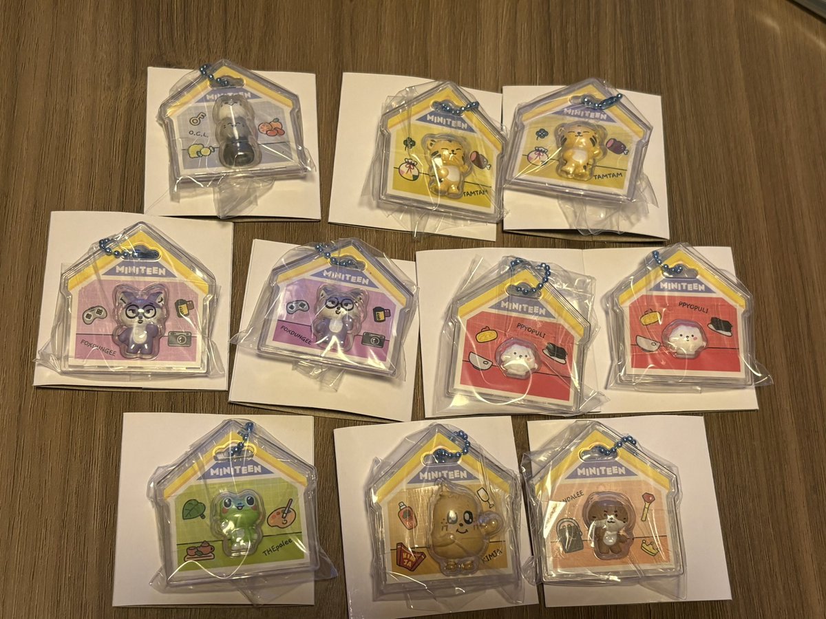 berry_max88's tweet photo. SEVENTEEN MINITEEN パッケージチャーム グミ 交換 買取

譲　ジュン，ホシ，ウォヌ，ウジ，THE8，ミンギュ，ディノ

求　エスクプス　ジョンハン　ドギョム，バーノン
※ウォヌ，ミンギュはエスクプス，ジョンハンとの交換希望

7月17日渋谷手渡しor郵送希望
お気軽にお声掛けください🙇‍♀️ https://t.co/sHnwJNWUUD