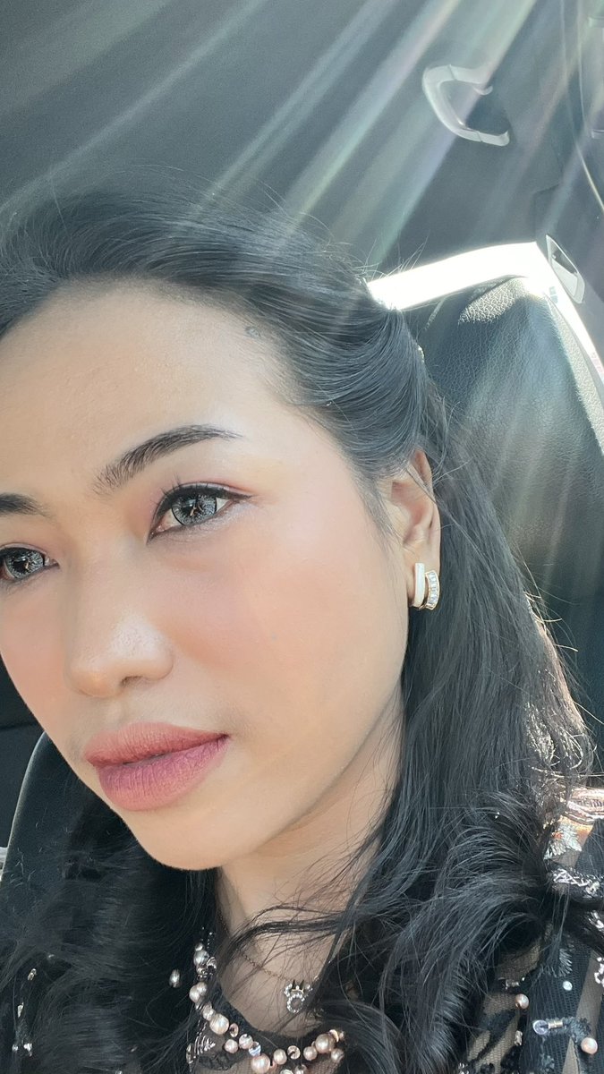 Bellarraw's tweet photo. “Dari banyak nya manusia di dunia ini, seorang yang pantas untuk terus menerus aku nasehati adalah diriku sendiri” 🫶🏻✨ https://t.co/0wJzrSDHgw