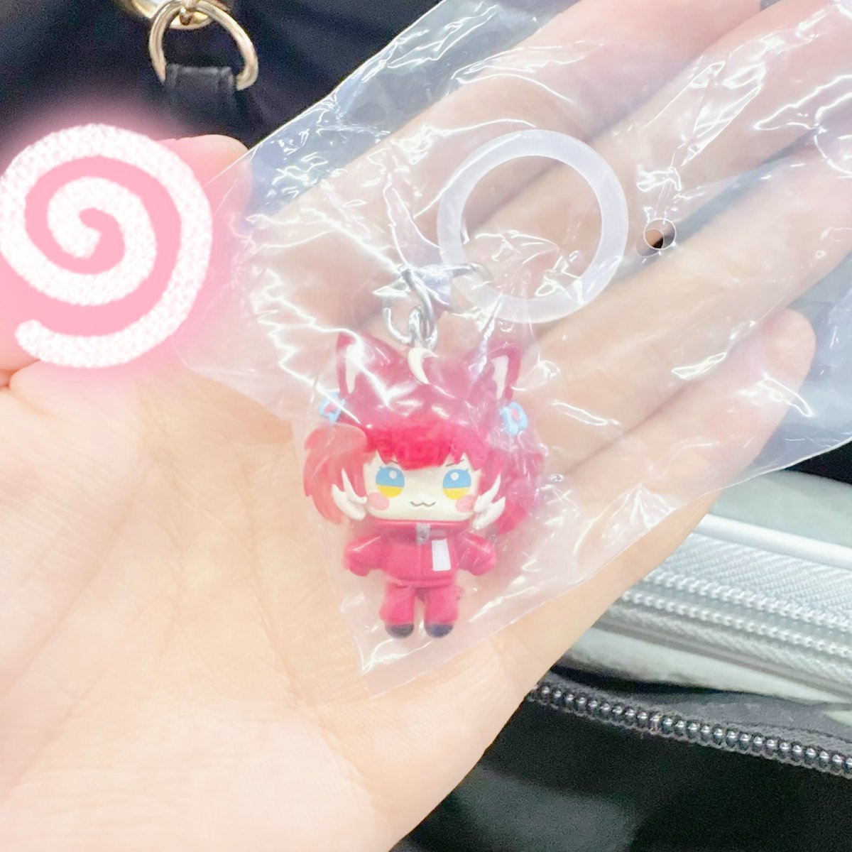 prawn_893's tweet photo. 久しぶり投稿𐐃 ·̫ 𐐃
かるびちゃんゲトしました😻😻🩷ྀི🩷ྀི
なくなる前にゲトれて嬉しいჱ̒ ᴖ⩊ᴖ ） 
毎回バーガーの食レポ動画見て買いに行ってます❣️ https://t.co/FJt5mdYAZY
