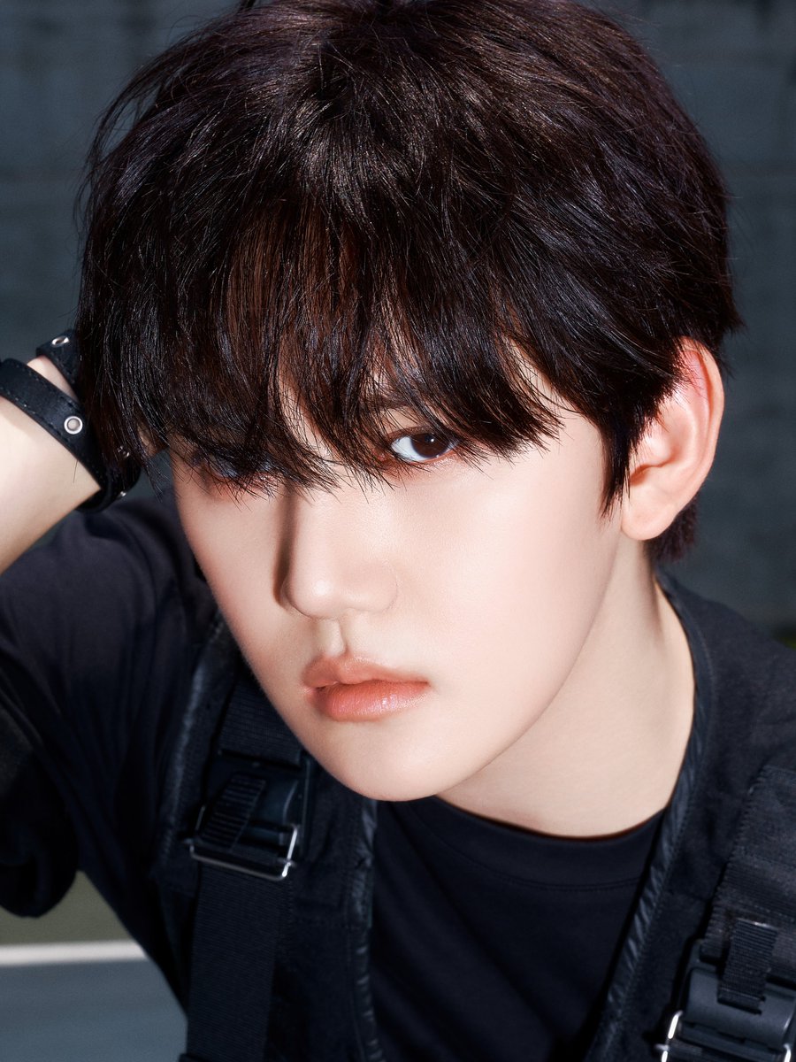 AEN_offcl's tweet photo. AEN THE 1ST EP [A NEW ERA OF NOW]
‘Clockwise’ PERFORMANCE FILM CONCEPT PHOTO

#BOMIN #보민

2026.08.05 6PM (KST/JST) Release

#AEN #에이엔 #エイエン
#A_NEW_ERA_OF_NOW
#Clockwise https://t.co/8A0m21rC9d