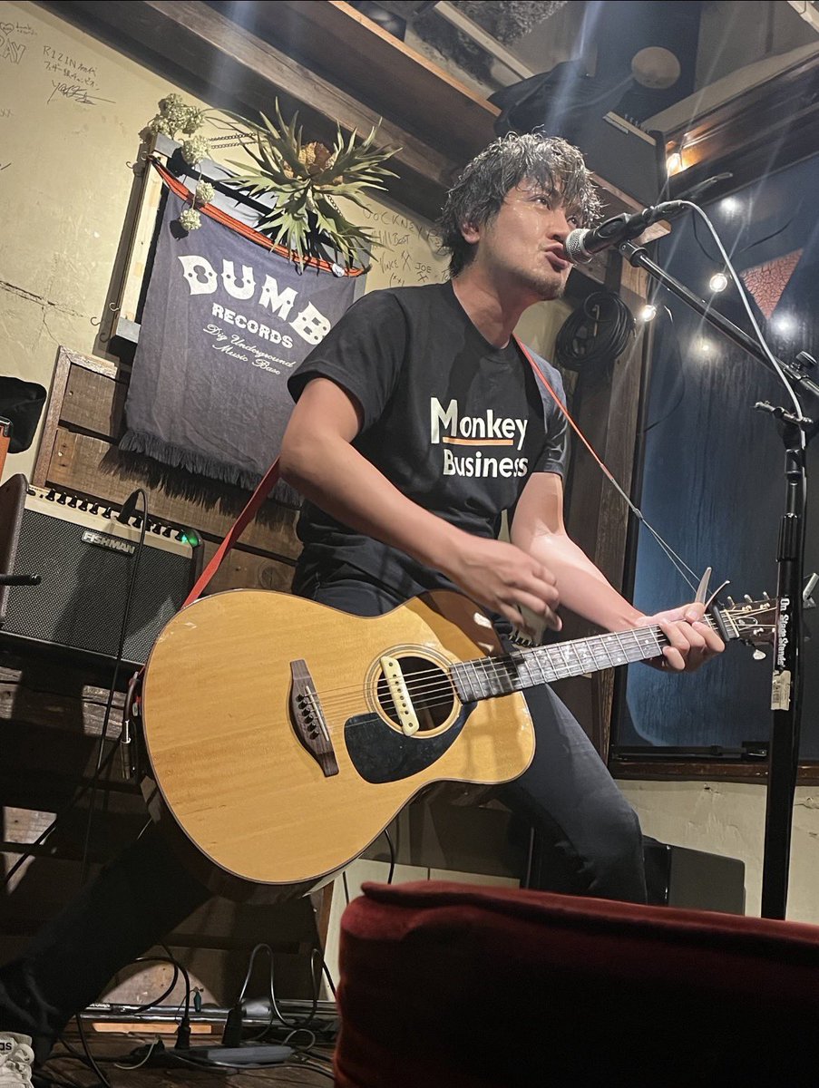 MUSIC_TRAM_H's tweet photo. ⁡【出演者紹介 26】
大吉-Daikichi  
広島を中心に活動する46歳。
1997年よりバンド、路上やユニットの活動を経て、2018年半ばから『大吉-Daikichi』の名でソロ活動を開始。独自のスタイルを貫き通す。⁡

we fan『MUSIC TRAM HIROSHIMA』
https://t.co/TnNvrqaw9E https://t.co/yX4MYUNZoQ