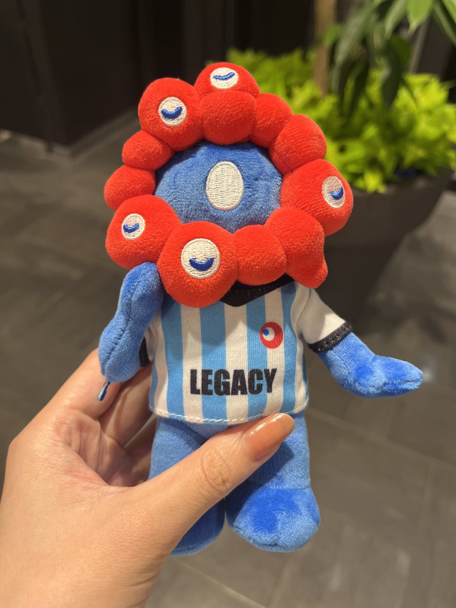 レガシー展の数量限定 #ミャクミャク を購入⚽️ 顔を選んで買う