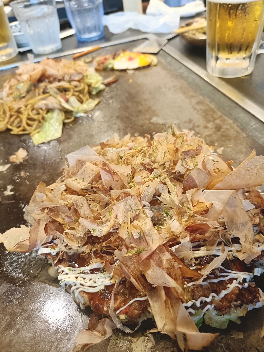 uvG78AxZ0kcbF1n's tweet photo. 粉モンで飲むでい https://t.co/QQp51NwRWx