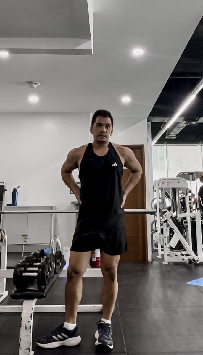 ulybog's tweet photo. Because the grind never stops. #RoadToFitness βπ½ https://t.co/6234iquwQU