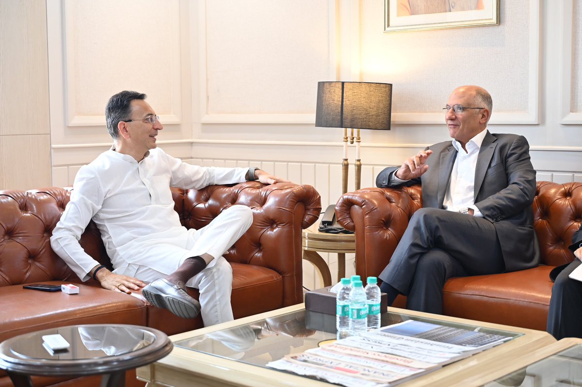 JitinPrasada's tweet photo. Met with Mr. Marwan Shakarchi, Chief Executive Officer of MKS PAMP Group.

Our discussion focused on strengthening India's partnership with global industry, exploring opportunities in manufacturing and value addition. As we move towards a Viksit Bharat, such engagements play an important role in enhancing investment and economic growth. @MKSPAMPGROUP