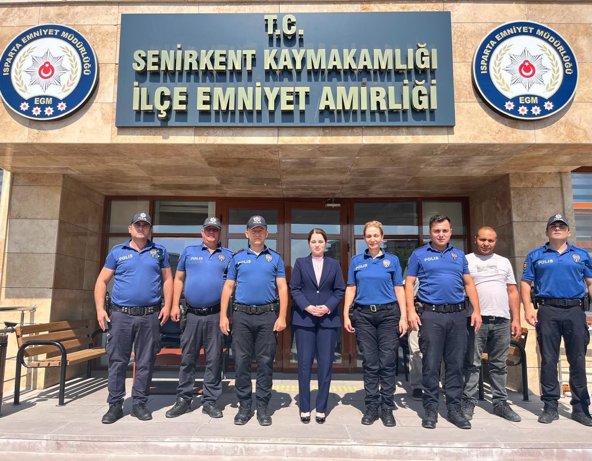 CSenirkent's tweet photo. Cumhurbaşkanlığı Kararnamesi ile görev yeri değişen Kaymakamımız Sn. Seda GÜR, kamu kurumlarımıza veda ziyaretlerinde bulundu. https://t.co/O43x9uyjAu